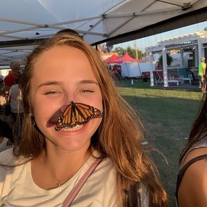 Meet your Posher, Brooke